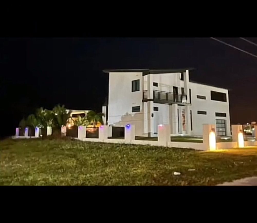 SeaClusive Villa