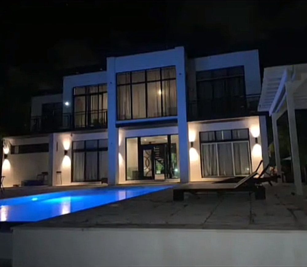 SeaClusive Villa